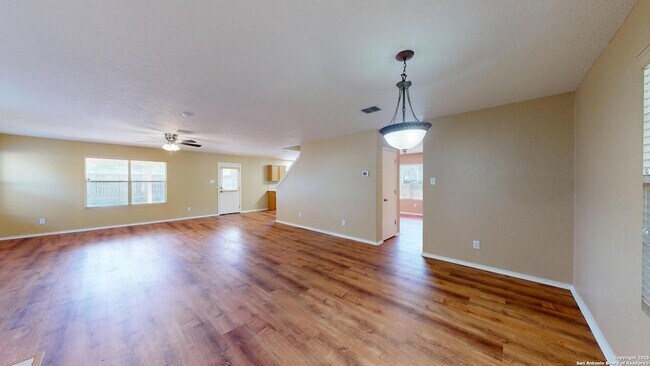 Building Photo - 117 Foxglove Pass