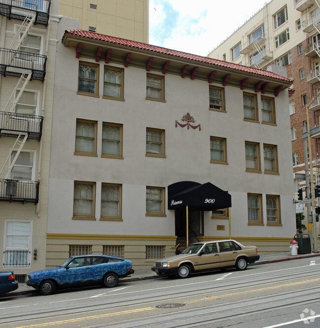 Building Photo - Oakwood