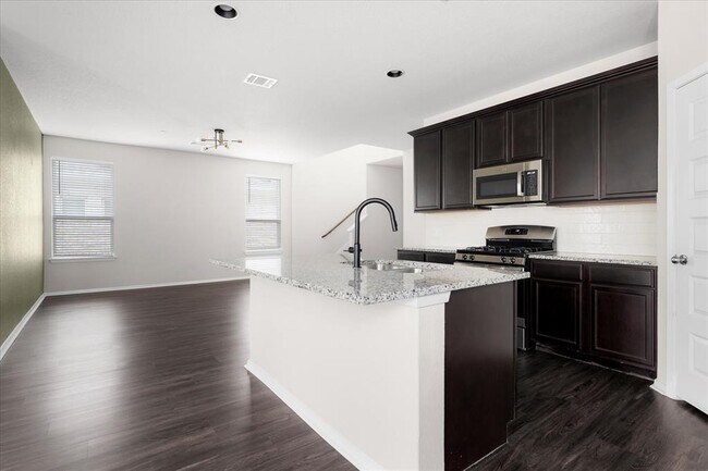 Building Photo - 2800 Joe Dimaggio Blvd