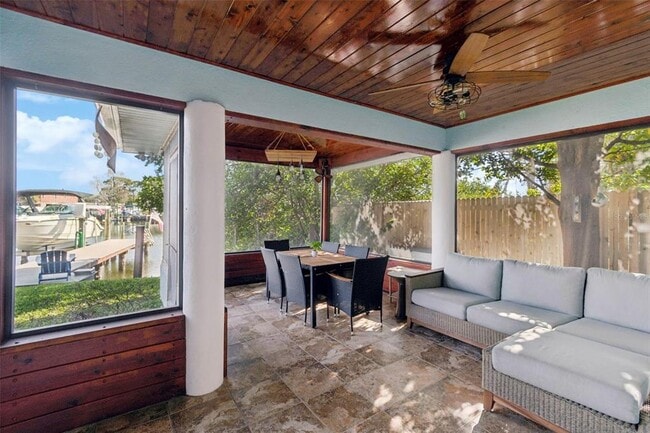 Building Photo - 292 Sunlit Cove Dr NE