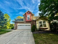 Building Photo - 2707 E Garden Path