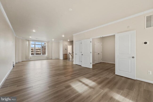 Building Photo - 1010 Ribbon Limestone Terrace SE