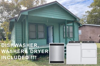 Building Photo - 250 Vernis Ave