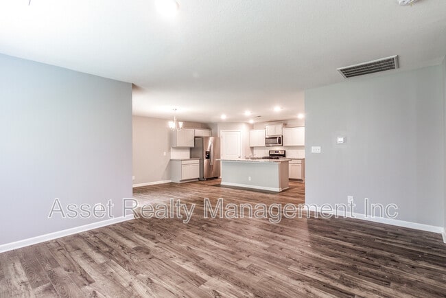 Building Photo - 1614 River Poppy Road