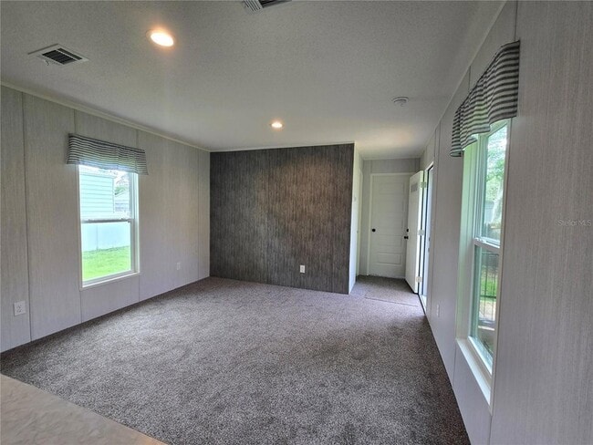 Building Photo - 24048 Ermine Rd