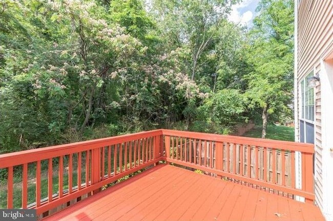 Building Photo - 5520 Jowett Ct