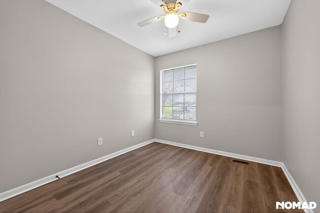 Building Photo - 4232 5th Ave S