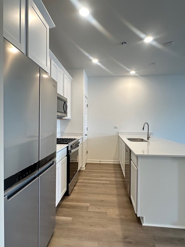 Building Photo - 2274 Barbera Dr