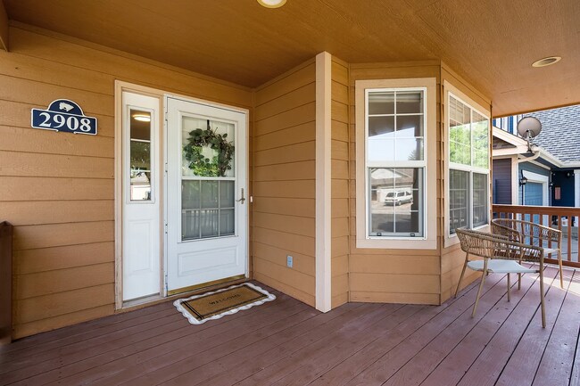 Building Photo - 2908 Des Moines Dr