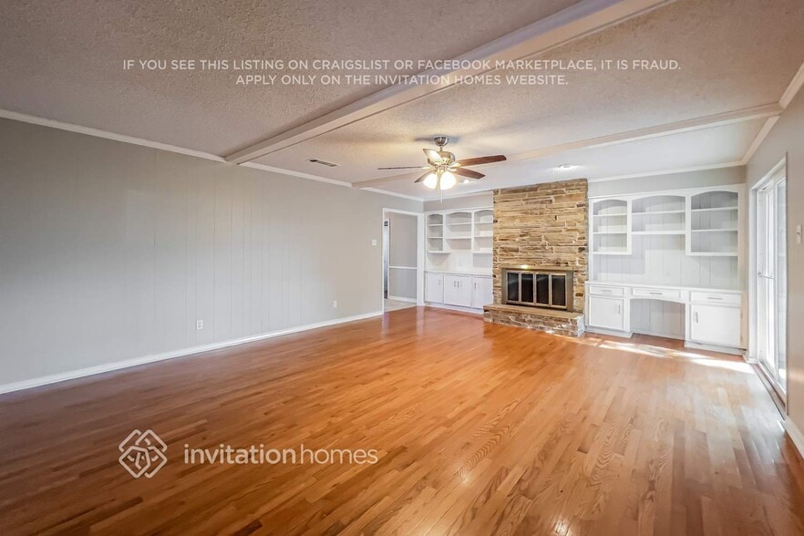 Building Photo - 1506 Mayfield Ave