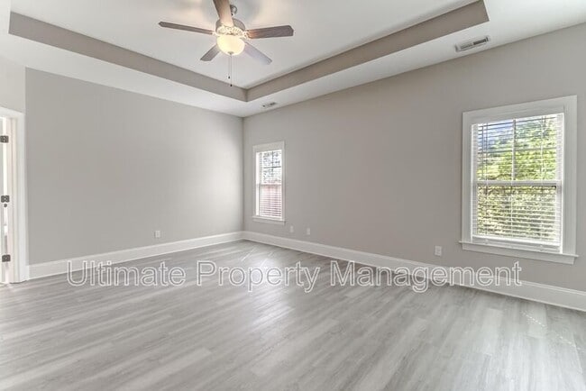 Building Photo - 1202 Matteo Dr