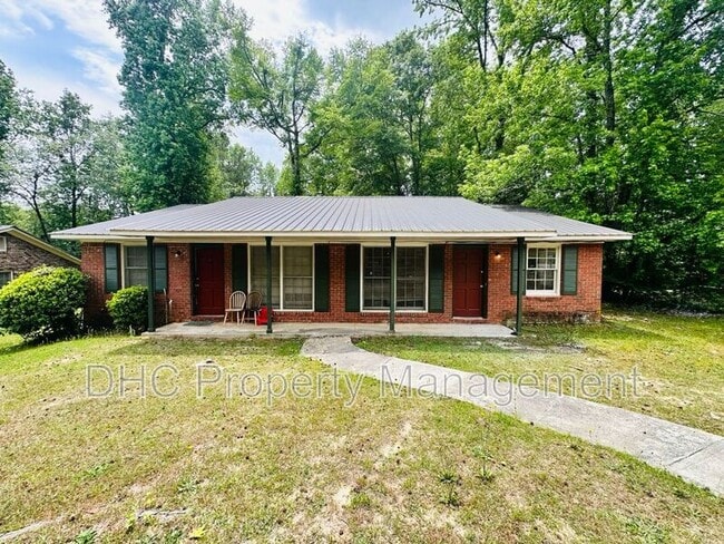 Primary Photo - 1235 Kings Mountain Ct