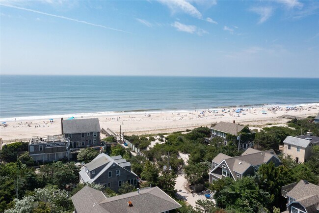 Building Photo - 1005 Surf View Walk