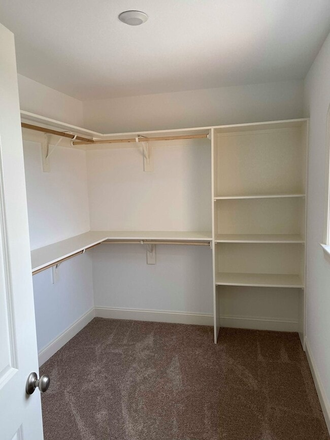 Building Photo - 2105 Remington Ct