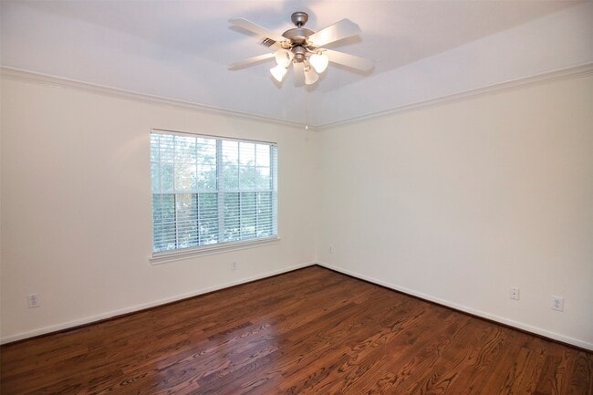 Building Photo - 2218 Longspur Ln