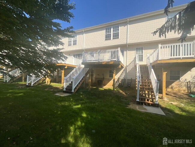 Building Photo - 12 Abby Road