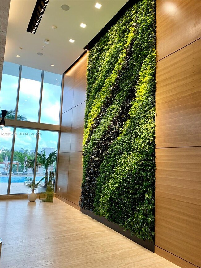 Building Photo - 16385 Biscayne Blvd