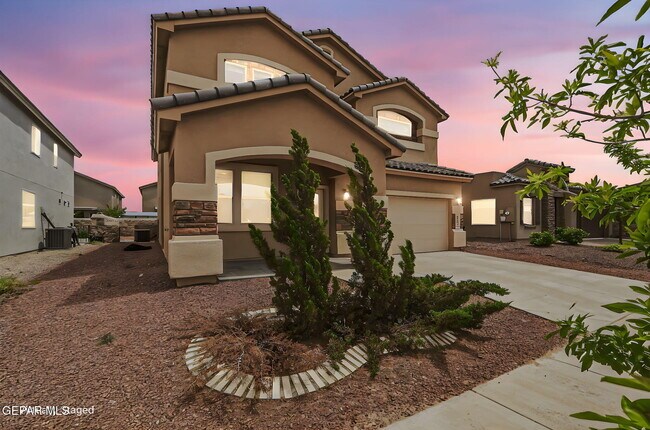 Building Photo - 1004 Wensley Pl