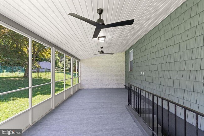 Building Photo - 8723 Lackawanna Ave