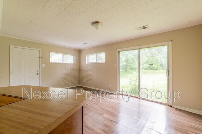 Building Photo - 4107 Owen Rd