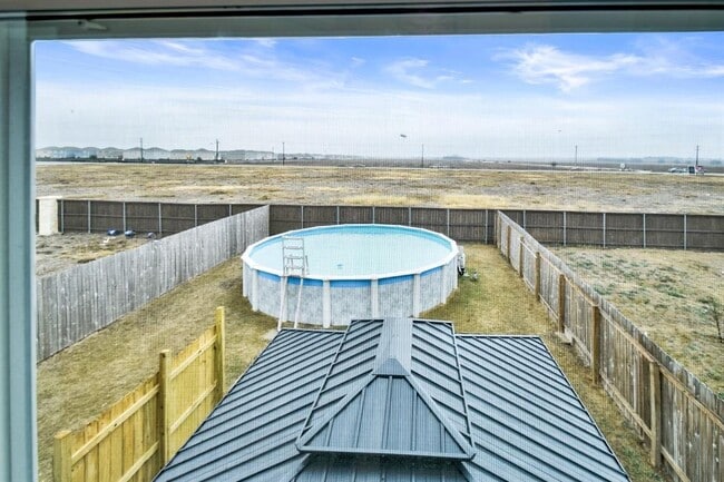 Building Photo - 414 Plateau St