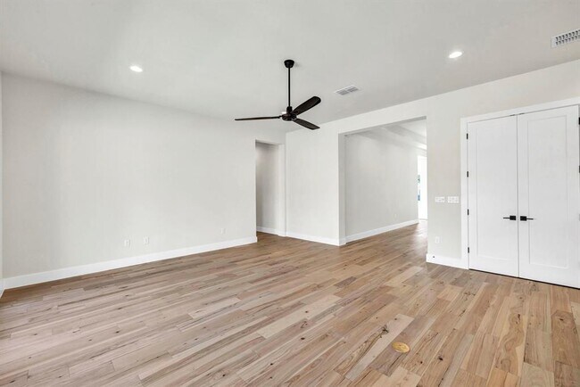 Building Photo - 8209 Polar Dr
