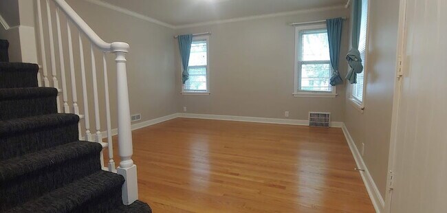 Building Photo - 4425 N 105th St