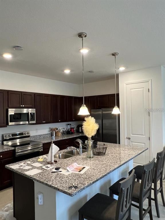 Building Photo - 860 Longboat Dr