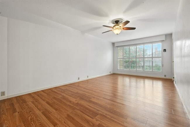 Building Photo - 3108 Vossdale Rd