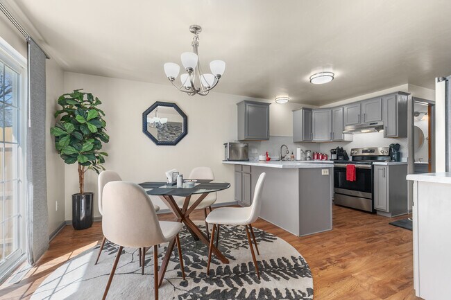 Building Photo - 1893 N Margaret St