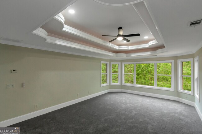 Building Photo - 6048 Golf View Crossing
