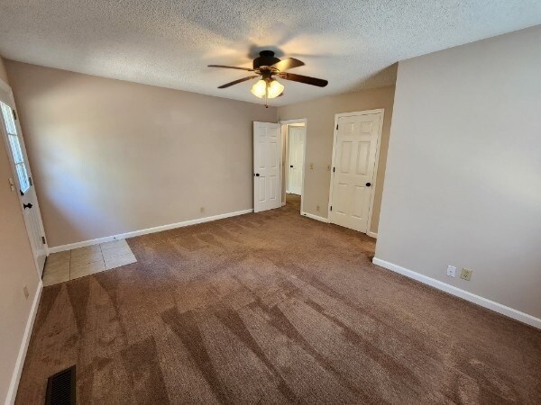 Building Photo - 7875 Saundersville Rd