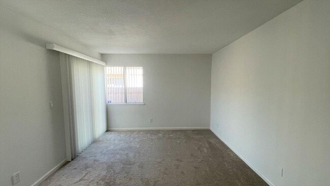 Building Photo - 5 Donner Creek Ct