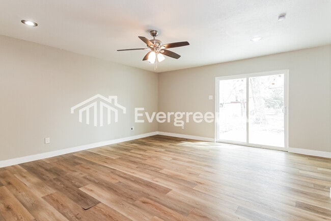 Building Photo - 816 Jack St