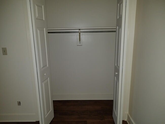Building Photo - 59 College Ct