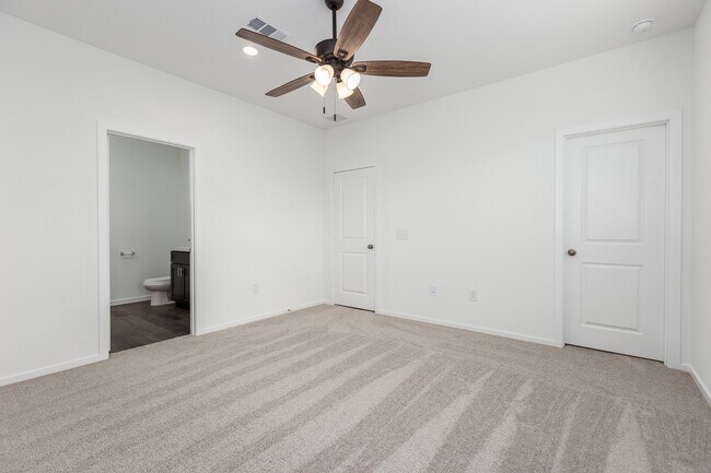 Building Photo - 16419 Windy Cove Ct