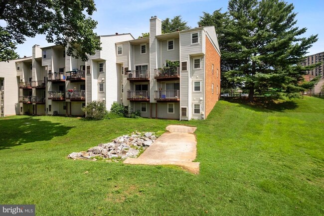 Building Photo - 10400 Parthenon Ct