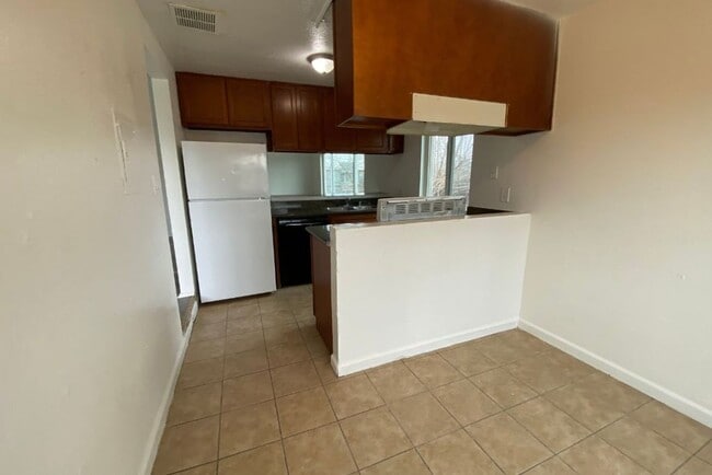 Building Photo - 5644 Odea Dr