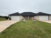 Building Photo - 136 Pedernales
