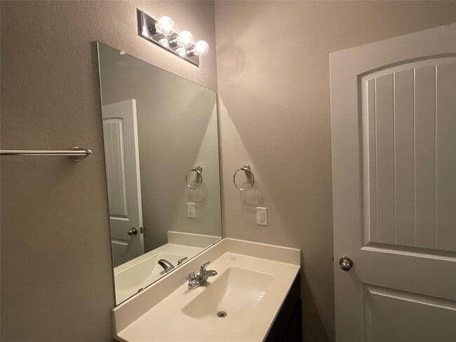 Building Photo - 142 Jubilee Dr