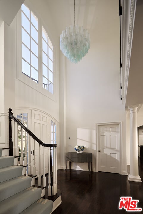 Building Photo - 541 Paseo Miramar