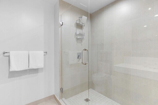 Building Photo - 11 NE 6th St