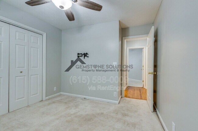 Building Photo - 2214 Falcon Creek Dr