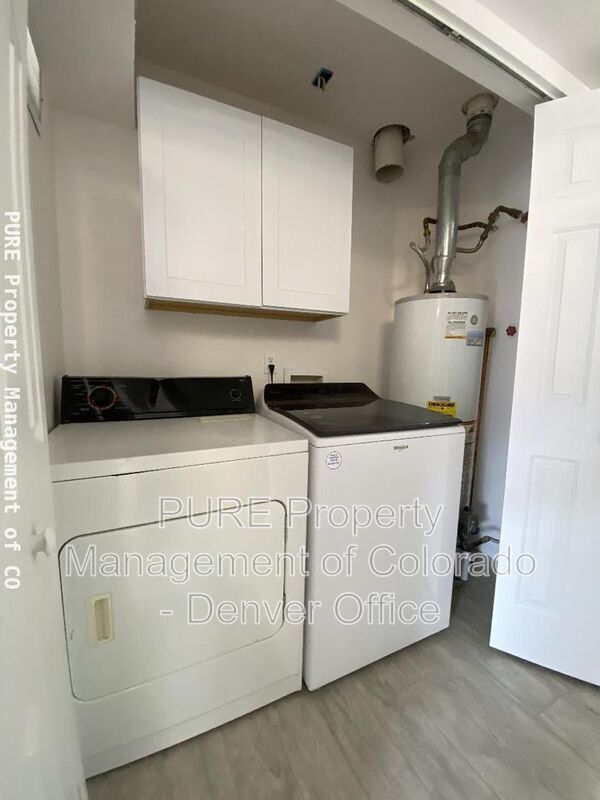 Building Photo - 5708 W Asbury Pl