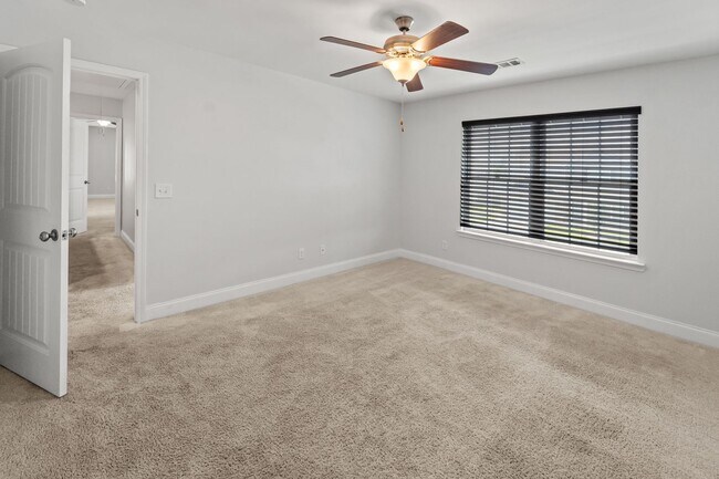 Building Photo - Spacious 5-Bedroom Home in The Palms at New Hampstead with Office & Screened Porch