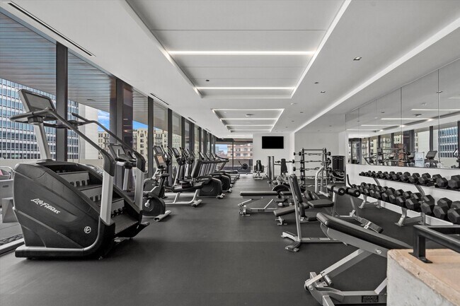 Building Photo - 808 N Cleveland Ave