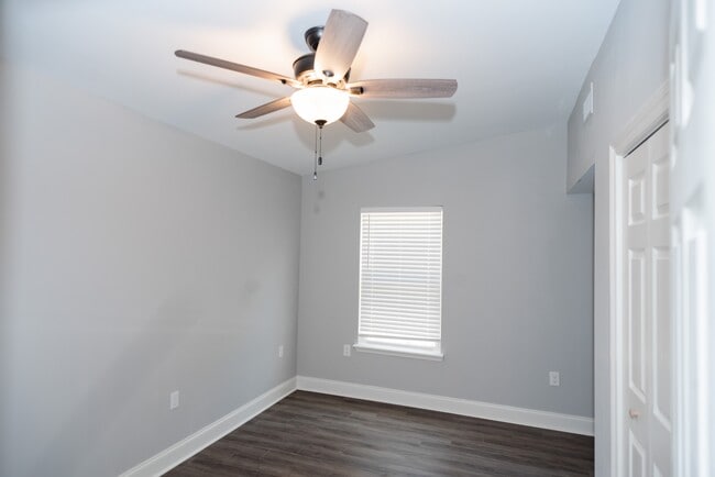 Building Photo - 2184 3rd St