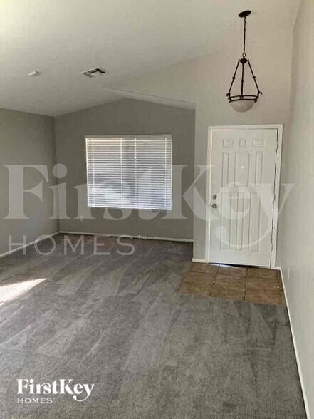Building Photo - 5354 N Rattler Ct