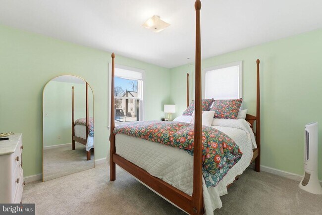 Building Photo - 1411 S Pollard St