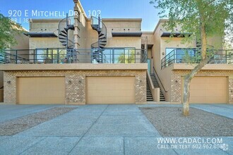 Building Photo - Mitchell Lofts 3 bed 2.5 bath Townhouse